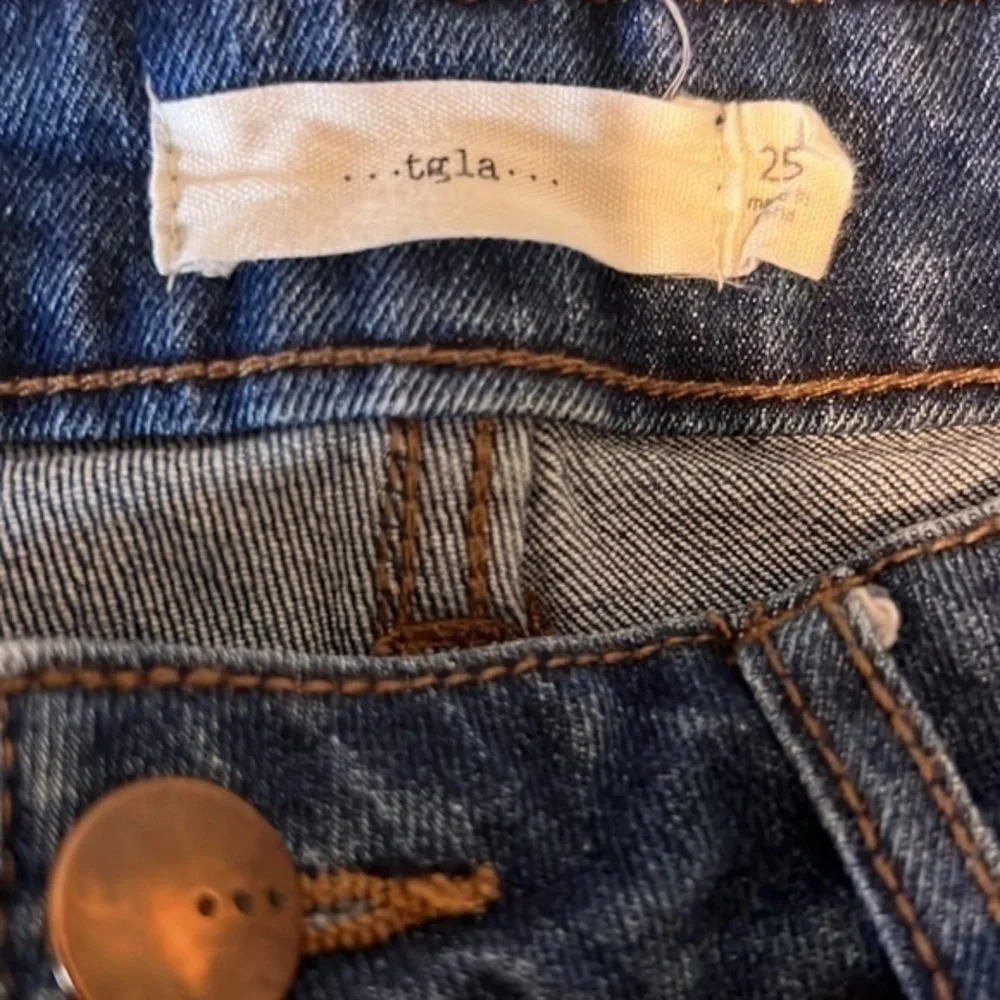 Tgla cuffed jean shorts